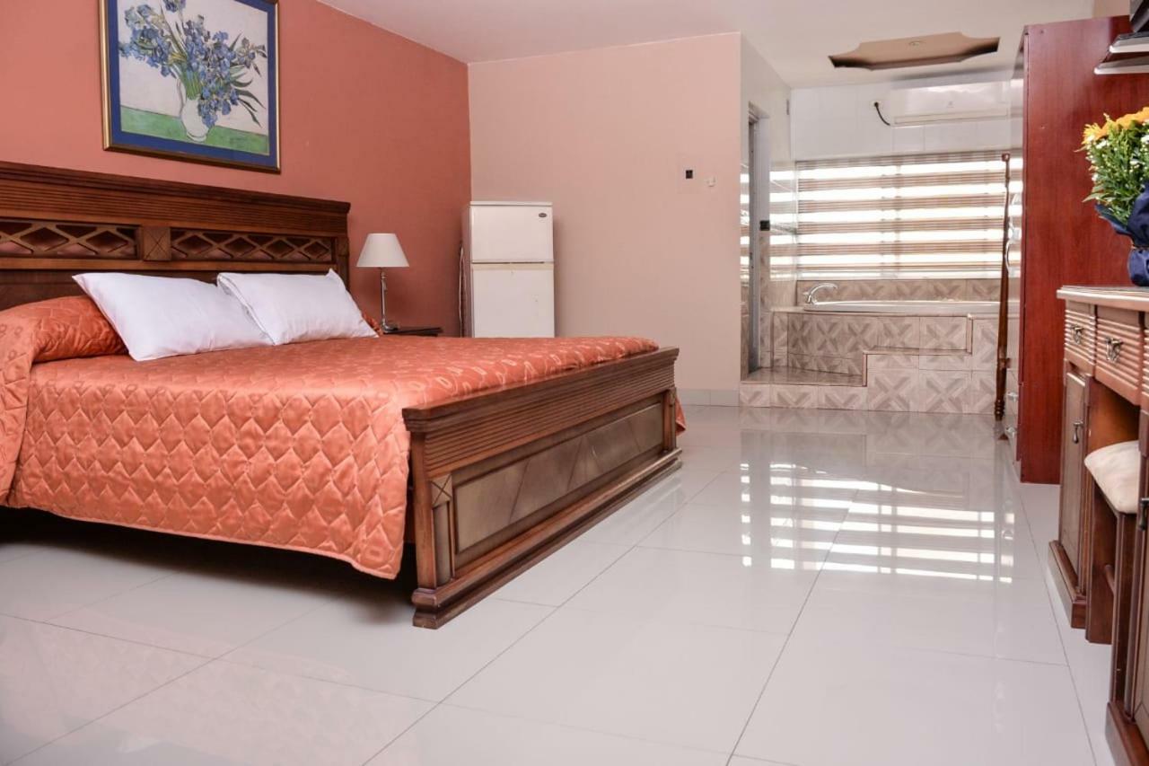 Hotel Olimpico En Quevedo Exteriér fotografie